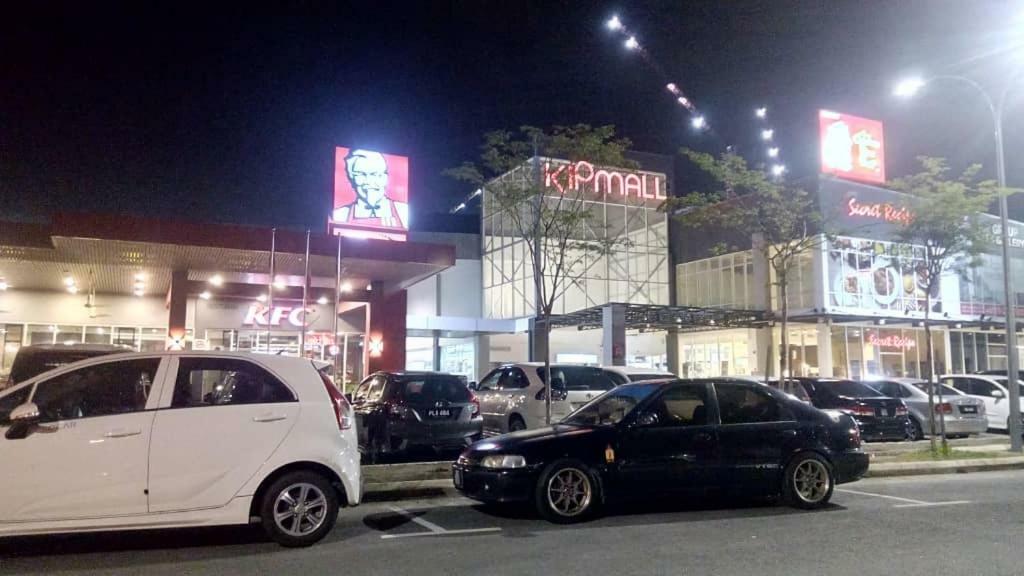Tropicana Home Concept @ Wabest, Klia Sepang Eksteriør bilde